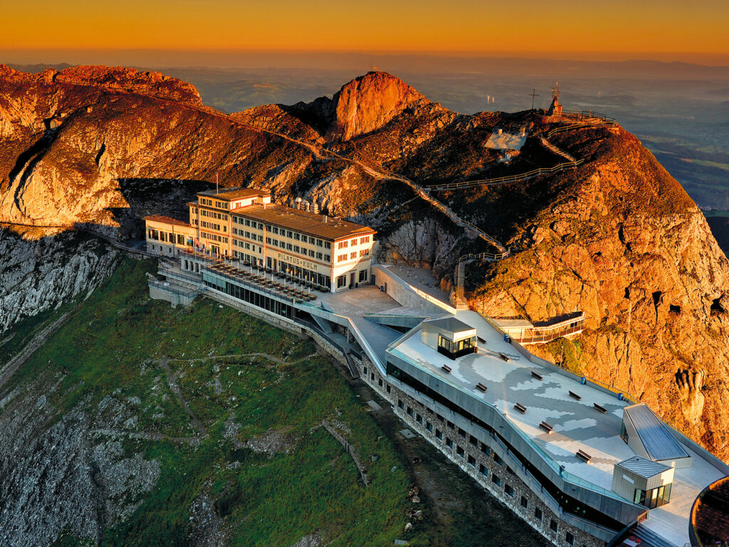 Übernachten auf Pilatus Kulm mit besonderem Ausblick